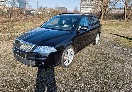 Skoda Octavia 2.0 TDI DSG RS Combi RS