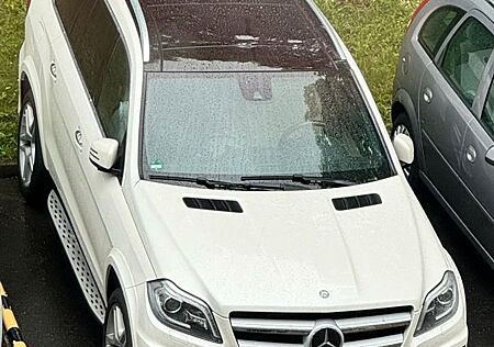Mercedes-Benz GL 500 GL500 4MATIC*AMG*DESIGNO*MANUFAKTUR*VOLL*TÜV NEU