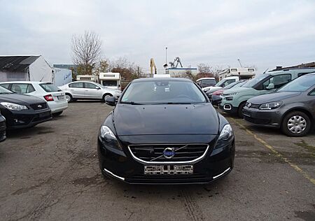 Volvo V40 Momentum