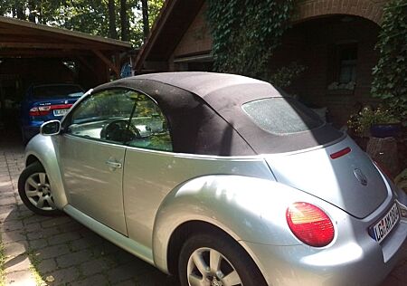 VW New Beetle Volkswagen 1.6 Cabriolet -