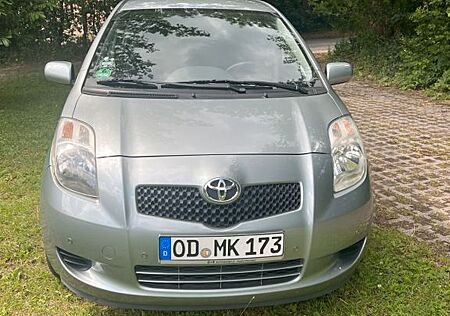 Toyota Yaris Sol 1,3-l-VVT-i MultiMode-Getriebe Sol