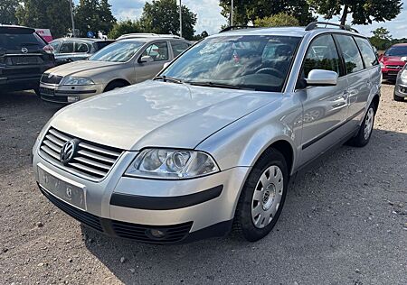 VW Passat Volkswagen 1.6 Comfortline TÜV 08-26/KLIMA/AHK