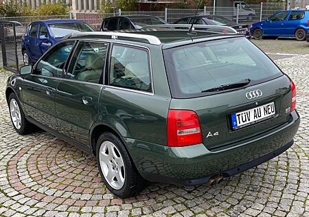Audi A4 2.8 quattro Avant Leder Xenon TÜV NEU Navi