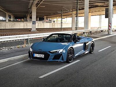 Audi R8 5.2 FSI performance S tron. quat. Spyder Carb