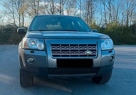 Land Rover Freelander 2 AUT 4x4 TüV 04/27 Inspektion NEU