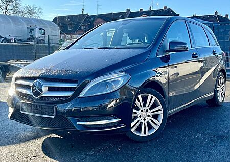 Mercedes-Benz B 180 CDI ~ BI-XENON ~ KAMERA ~ NAVI ~ SHZ ~