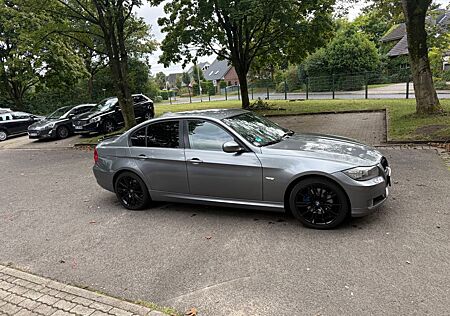 BMW 320d xDrive Edition Lifestyle Edition Lifestyle