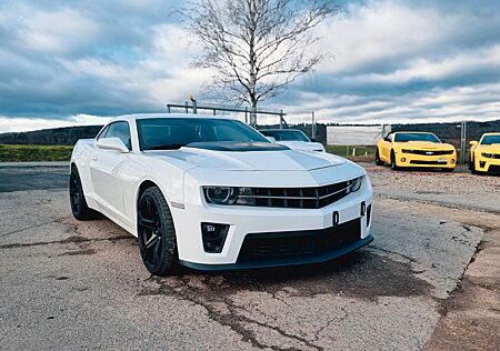Chevrolet Camaro 6.2 V8 AT