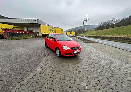 VW Polo Volkswagen Comfortline 1.6 Automatik/Klimaa./PDC/5 Tür
