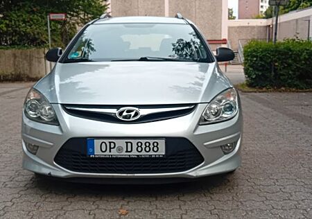 Hyundai i30 CW 1.6 CRDi 66 kW Classic Classic