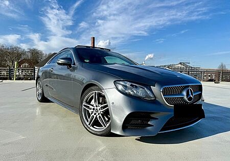 Mercedes-Benz E 200 Automatic, komplett. AMG-Line, Widescreen