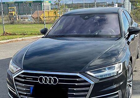 Audi A8 55 TFSI quattro tiptronic -