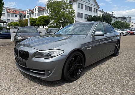 BMW 523 i Aut. Lim.-Leder-Totwinkel-SHZ-Memory