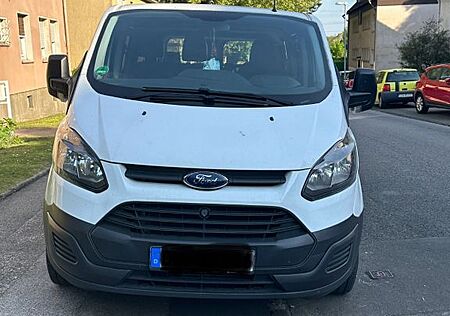 Ford Transit Custom , 9 Sitzplätze , Rückfahrkamera
