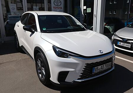 Lexus LBX FWD Basis