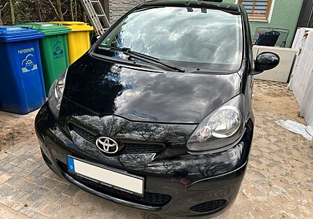 Toyota Aygo (X) Aygo 1,0-l-VVT-i Edition Navi,Sensor, BT, Sitzh.