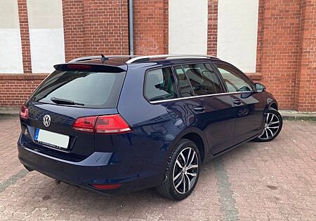 VW Golf Volkswagen 2.0 TDI Highline Variant - TÜV Neu 04/2027