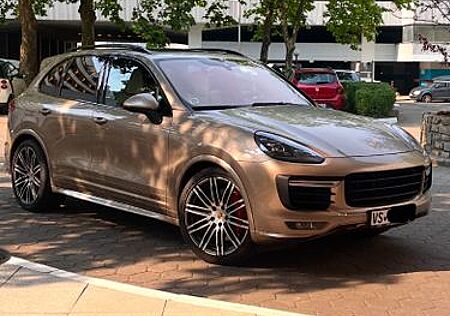 Porsche Cayenne GTS Bi-Color Carbon Paket , Sport Chrono