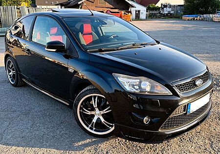 Ford Focus ST 2,5 Liter 5 Zylinder MK2 Facelift