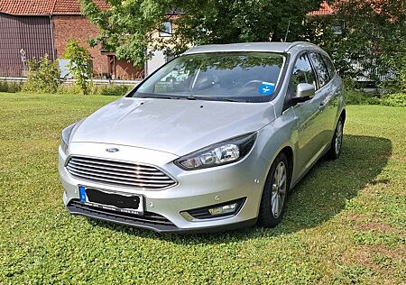 Ford Focus 1,5 TDCi 88kW PowerSh. Titanium Turnie...