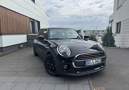 Mini ONE Blackyard PDC/LED/SHZ/KLIMA/8fach bereift