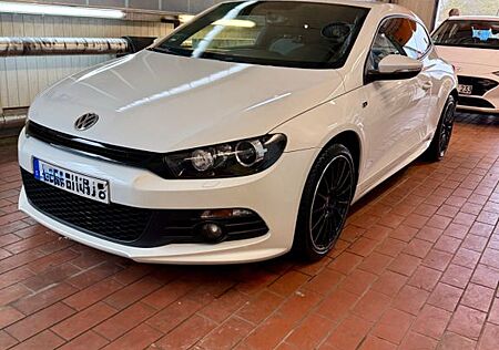 VW Scirocco Volkswagen 2.0 TSI DSG R-Line weiß metallic