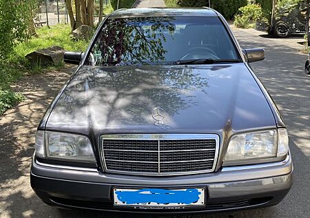 Mercedes-Benz C 180 ELEGANCE Originalzustand