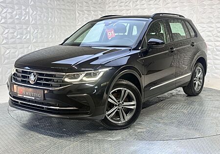 VW Tiguan Volkswagen 2.0 TDI SCR 4MOTION DSG Life+MATRIX+PANO+