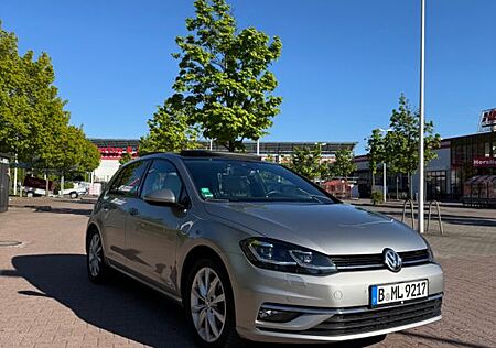 VW Golf Volkswagen 1.5 TSI ACT DSG Highline
