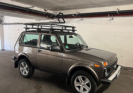 Lada Niva