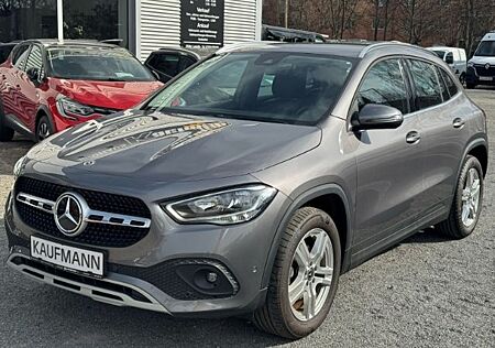 Mercedes-Benz GLA 200 Style 4Matic