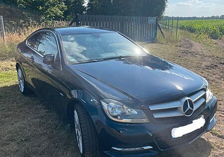 Mercedes-Benz C 220 CDI BlueEFFICIENCY - Coupé