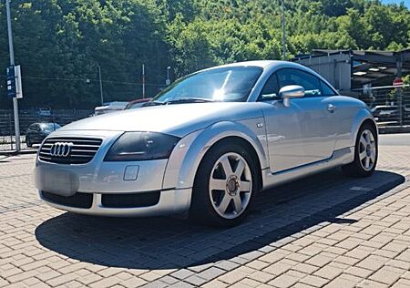 Audi TT Coupe 1.8T 132 kW -