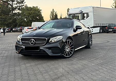 Mercedes-Benz E 350 Coupe 360KAMERA AMBINETE PANO M.BEAM BUMST