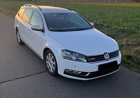 VW Passat Variant Volkswagen 1.6 TDI BlueMotion Variant