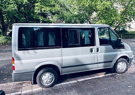 Ford Tourneo