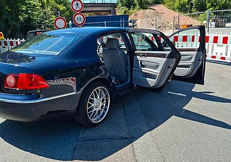 VW Phaeton Volkswagen 3.2 V6 3500 Euro mit 20 Zöller