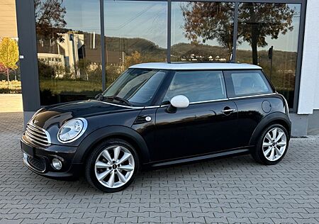 Mini Cooper D AUTOMATIK*PANO*LEDER*XENO*NAVI*SHZ