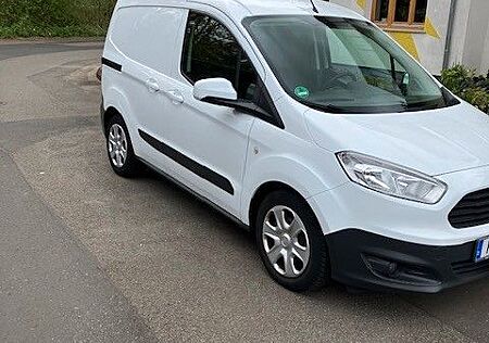 Ford Transit Courier Trend
