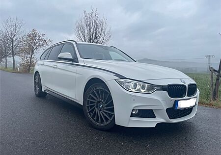 BMW 320d xDrive Touring Performance