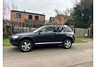 VW Touareg Volkswagen 5.0 V10 TDI Tiptronic Standard