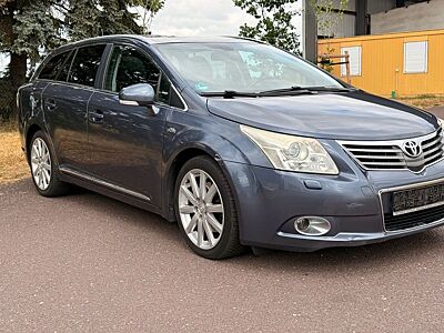 Toyota Avensis Kombi TEC-Edition Automatik