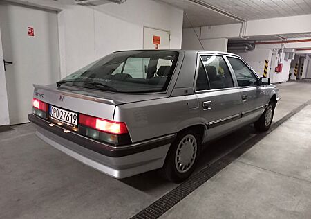 Renault R 25