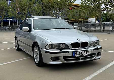 BMW 520i A - M Paket II TÜV NEU