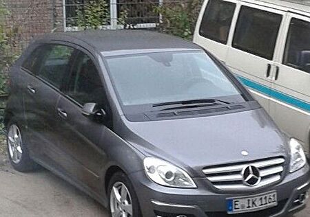 Mercedes-Benz B 170 -