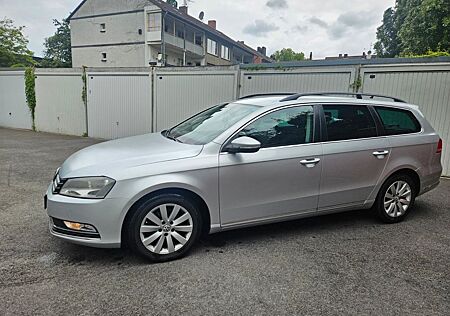 VW Passat Variant Volkswagen 2.0 BlueTDI DSG Comfortline V...
