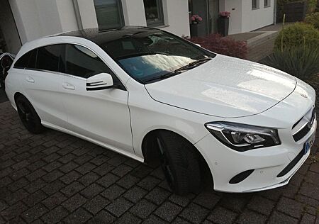 Mercedes-Benz CLA 180 Shooting Brake -