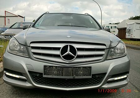 Mercedes-Benz C 220 T CDI BlueEfficiency Klima Autom Avangarde