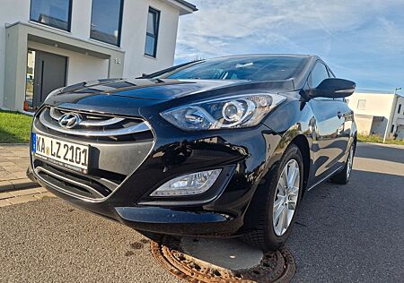 Hyundai i30 1.4 Rückfahrkamera