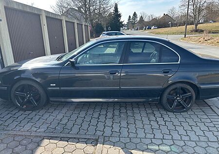 BMW 535i A -